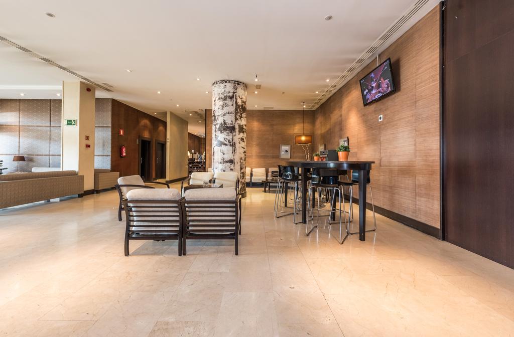 Hotel Mercader Madrid Exterior photo